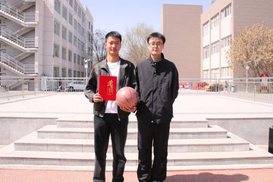 图八